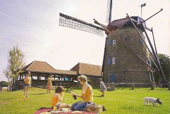 villa_kunter_bunt.jpg (194413 bytes)